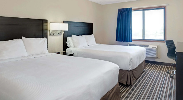 Четырёхместный номер Standard Super 8 by Wyndham Omaha I-80 West