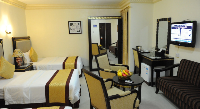 Habitación triple Estándar Cedar Hotel