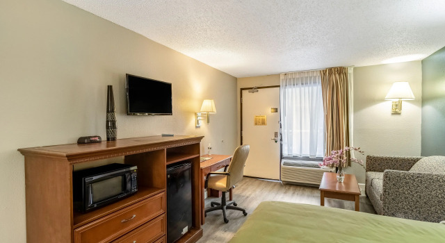 Двухместный номер Standard Baymont by Wyndham Wilmington