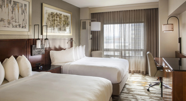 Четырёхместный номер Standard Hilton Denver City Center