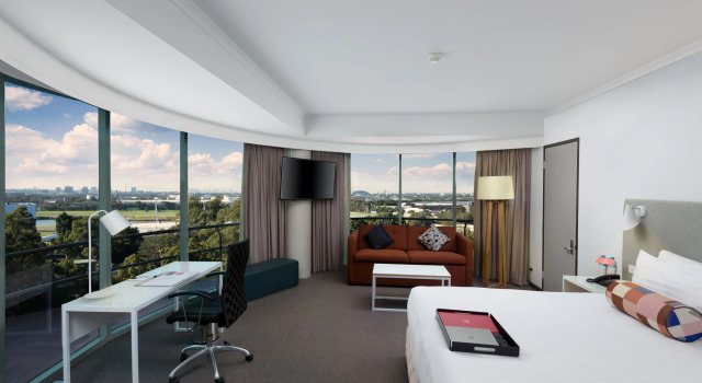 Люкс Rydges Parramatta