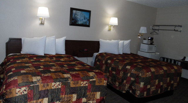 Трёхместный номер Standard Bear Lodge Motel