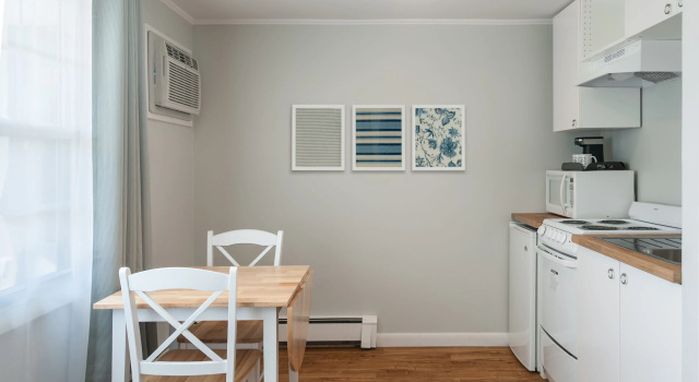 Студия Kittery Inn & Suites