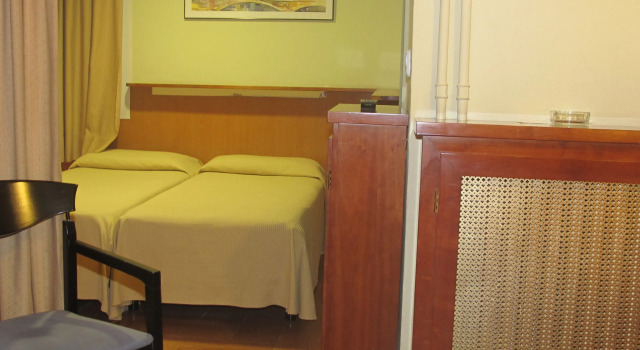 Четырёхместный номер Standard Hotel Europa