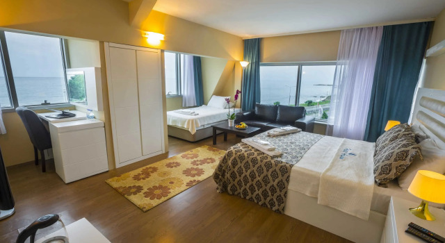 Трёхместный номер Standard Arsen Hotel