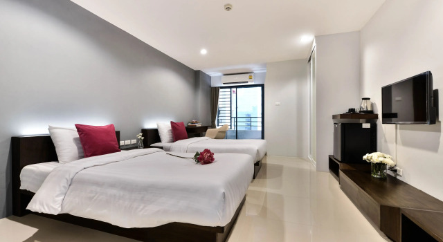 Двухместный номер Deluxe De Botan Srinakarin Hotel & Residence