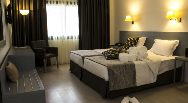 Двухместный номер Standard Hotel Black Tulip - Porto Gaia