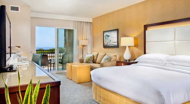 Двухместный номер Standard с балконом и с видом на океан Cape Rey Carlsbad Beach, a Hilton Resort & Spa