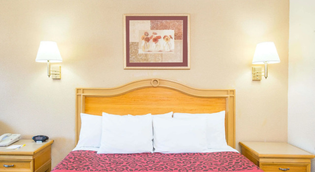 Двухместный номер Standard Days Inn by Wyndham Alamogordo White Sands