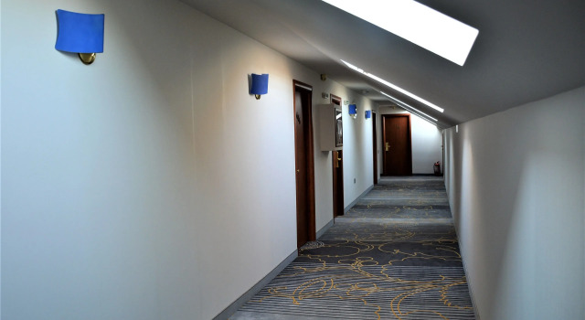 Одноместный номер Standard Мансарда Mercure Sibiu Airport