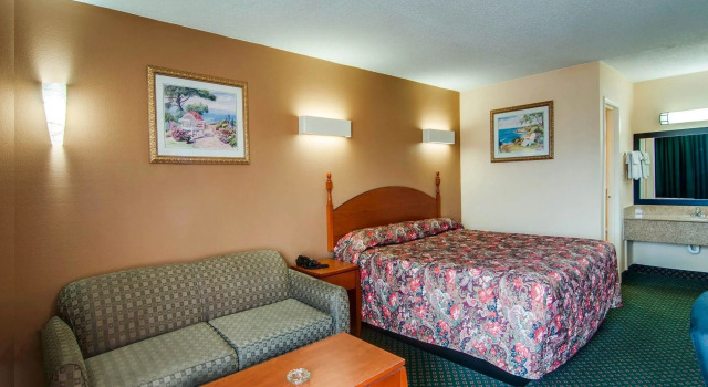 Двухместный номер Econo Lodge Roanoke Civic Center