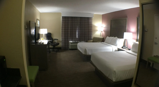 Четырёхместный номер Standard Holiday Inn Santee by IHG