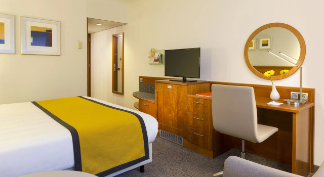 Holiday Inn Amsterdam, Забронировать Отель Отели Норда 4 звезды, 4*