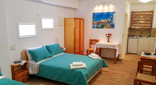 Семейная студия Augusta Studios & Apartments