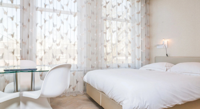 Двухместный номер Standard Amstel Corner Hotel