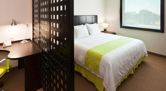 Люкс Holiday Inn Express - Guadalajara Vallarta Poniente by IHG