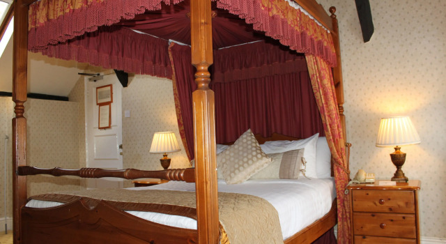 Номер Standard Marston Farm Hotel