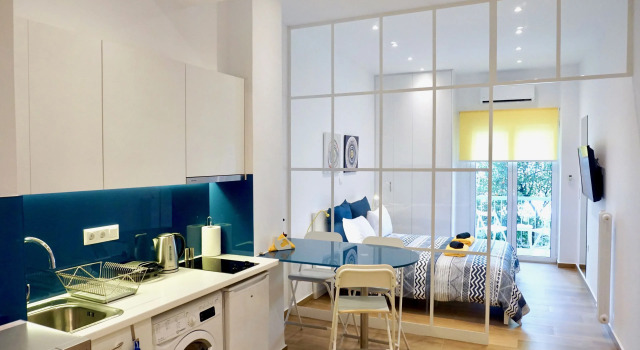 Апартаменты Charming Sunny Studio in Athens