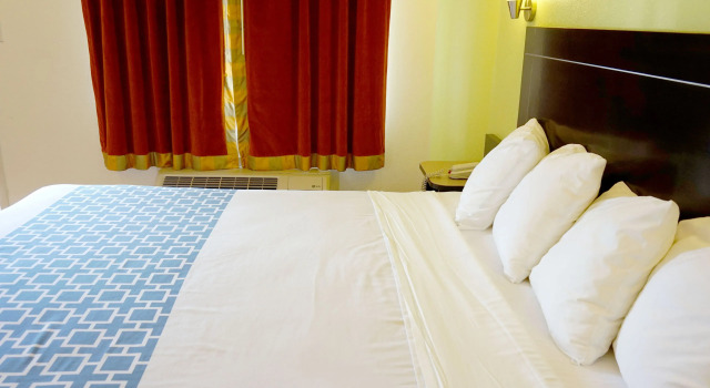 Номер Standard Budget Inn Oakland