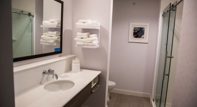 Четырёхместный номер Standard Hampton Inn-Pontiac