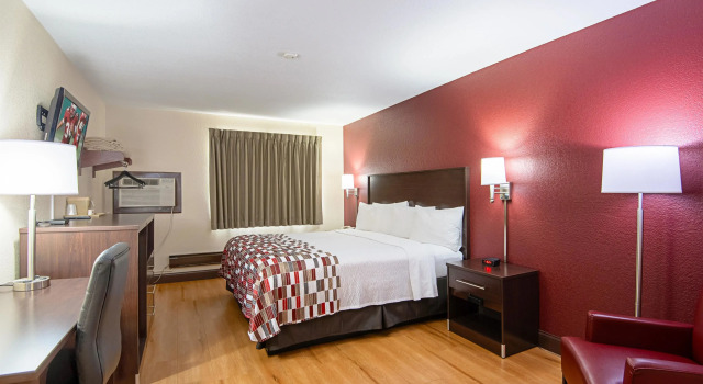 Двухместный номер Deluxe Red Roof Inn Cameron