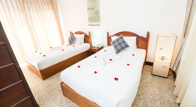 Двухместный номер Superior с видом на бассейн Ang Thong Hotel