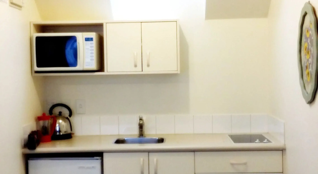 Семейные апартаменты с 2 комнатами Rosewood Court Motel