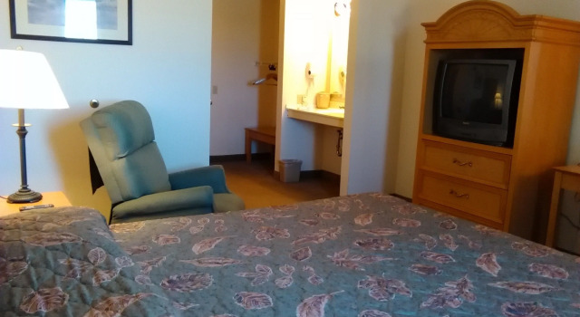 Номер Standard Urbana Inn & Suites