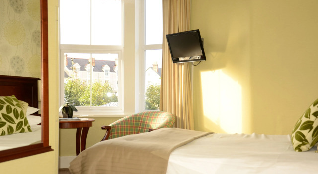 Двухместный номер Standard The Broadway Hotel