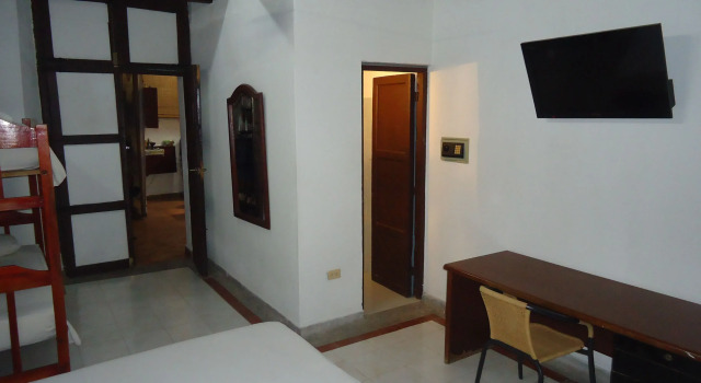 Четырёхместный номер Standard Hotel Nueva Granada