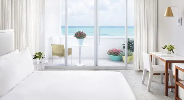 Номер Standard Дуплекс с красивым видом из окна Shore Club South Beach