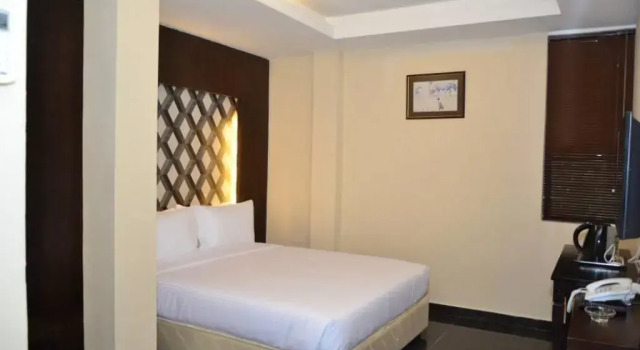 Standart çift kişilik oda Daddy's Inn
