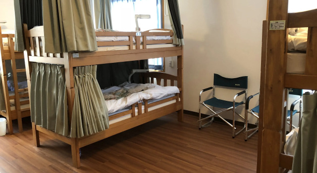 Кровать в общем номере (мужской номер) YAKUSHIMA REFRESH ROOM