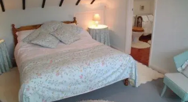 Номер Standard Follets B & B
