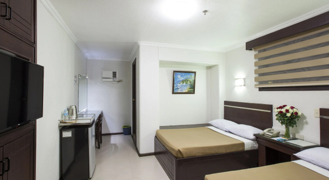 Семейный номер Standard Paladin Hotel