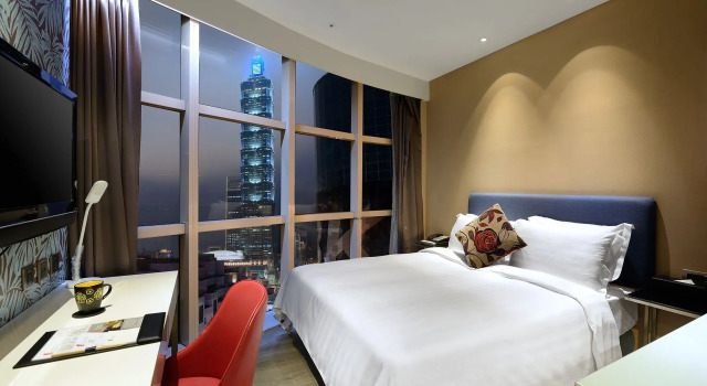 Двухместный номер Deluxe CHECK inn Taipei Xinyi