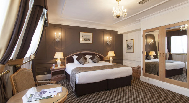 Номер Deluxe Thistle Hyde Park Hotel