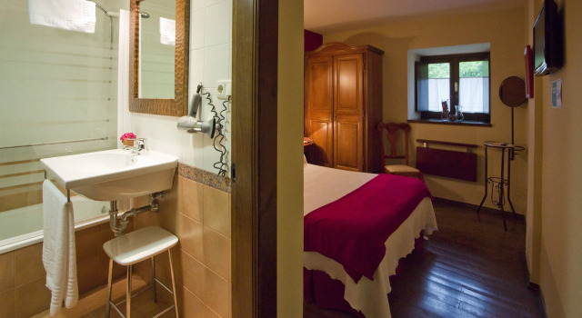 Двухместный номер Standard Hotel Castillo Valdés Salas