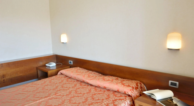 Двухместный номер Hotel Ghironi