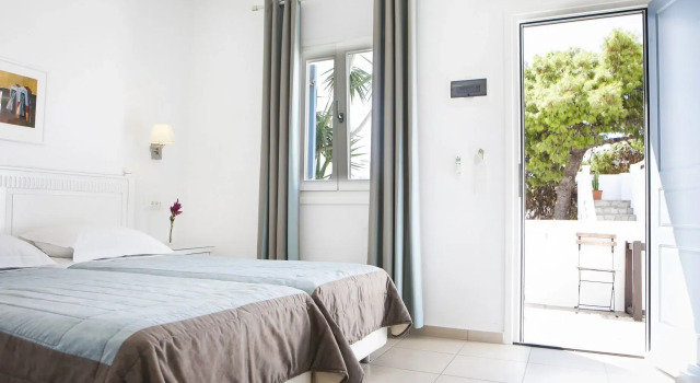 Номер Standard Carbonaki Hotel