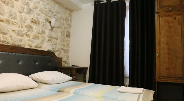 Grand Hôtel de Clermont, Забронировать Отель 18-й округ: Монмартр Париж, рядом с Галерея Лафайет