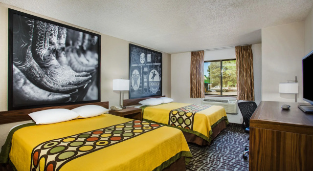 Четырёхместный номер Standard Super 8 by Wyndham Flagstaff