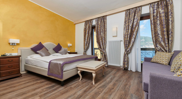 Номер Comfort Lake Front Hotel Brenzone