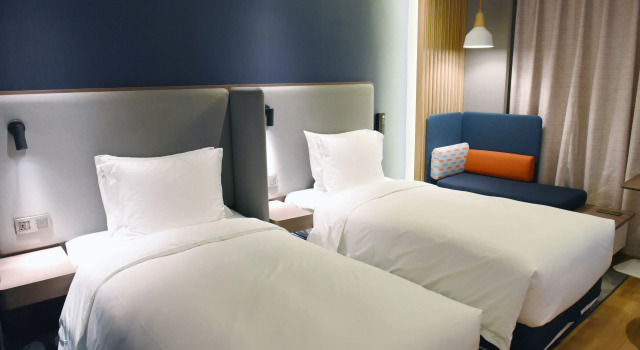 Двухместный номер Standard Holiday Inn Express Suzhou Zhouzhuang Ancient Town by IHG