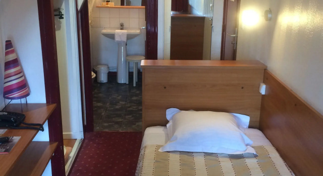 Standart oda Hôtel Diamant