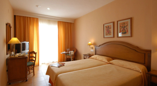 Трёхместный номер Standard Hotel Almijara - Mares