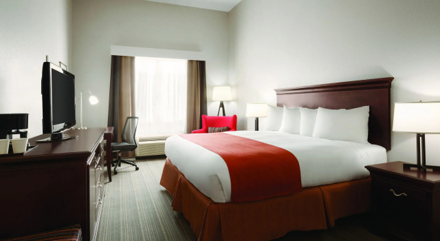 Двухместный номер Standard Country Inn & Suites by Radisson, St Petersburg - Clearwater, FL