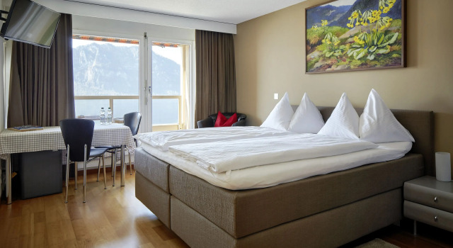 Двухместный номер Classic с балконом и с видом на озеро Alpenblick Weggis - Panorama & Alpen Chic Hotel