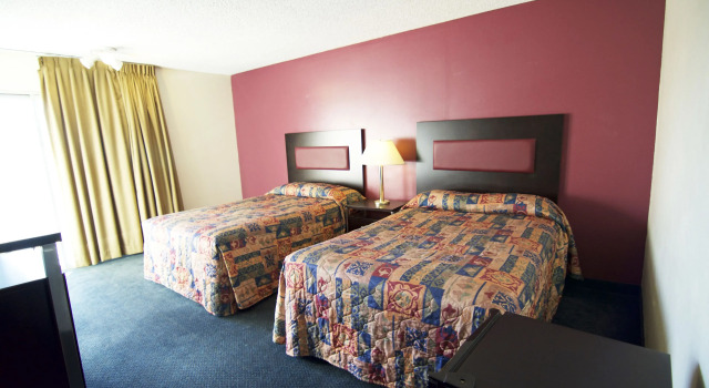 Двухместный номер Standard Royal Plaza Inn