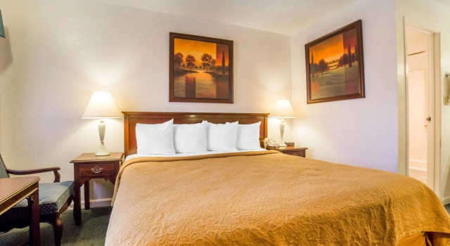 Двухместный номер Standard Rodeway Inn at Nevada State Capitol